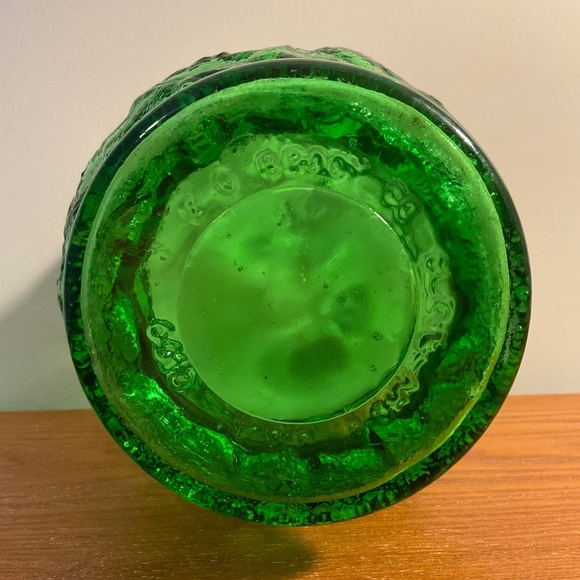 Vintage E.O. Brody Company Green Crinkle Glass Flower Vase 8” - Picture 9 of 13